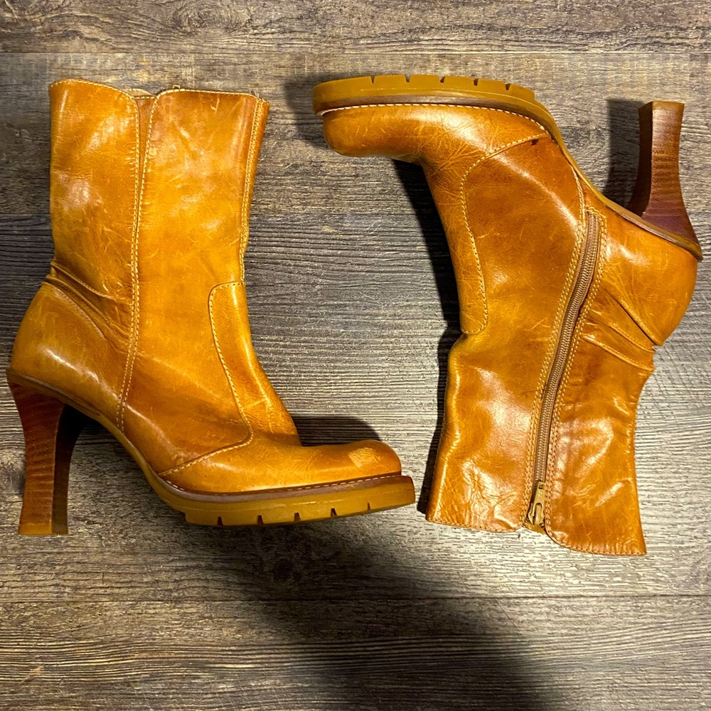 Steve Madden kinko boots